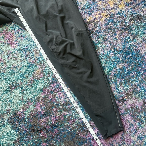 🐨Gray Lululemon Pants🐨 - Picture 10 of 10